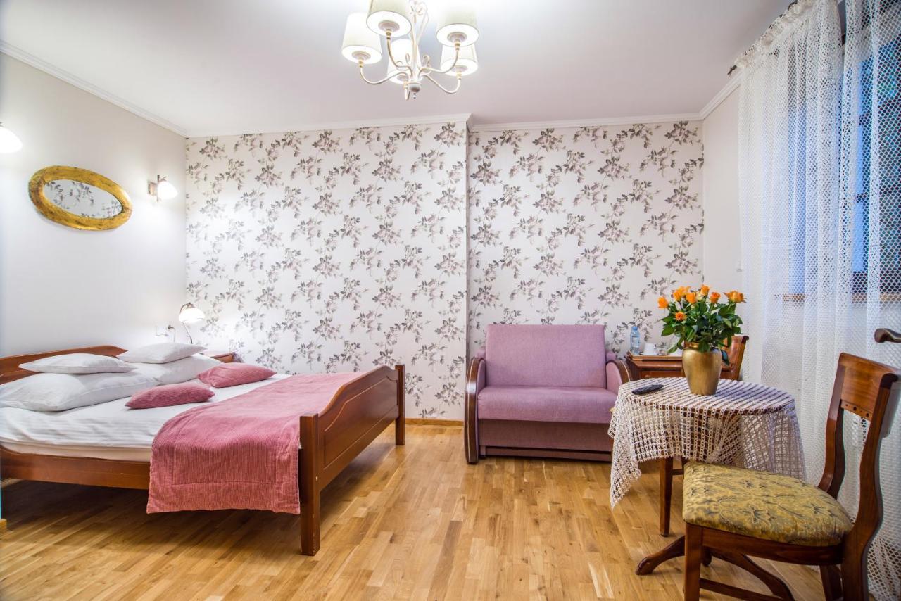 Pokoje Ksiezycowe Przy Rynku Kazimierz Dolny Exterior foto